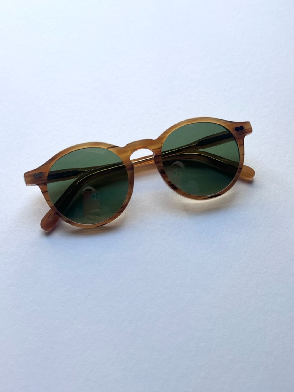 MOSCOT Miltzen Sun Blonde Tortoiseshell Round Sunglasses with Green Lenses